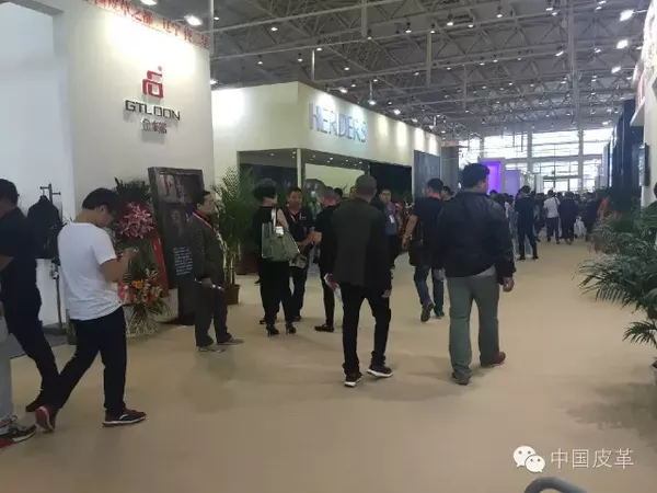 2016北京國(guó)際皮草時(shí)裝展 皮草行業(yè)注入正能量(圖8)