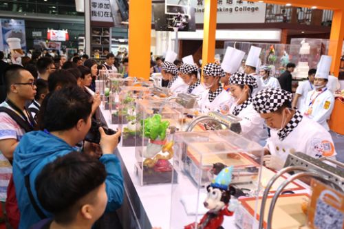 新東方烹飪教育助力國際烘焙展(圖6) 新東方烹飪教育助力國際烘焙展(圖6)