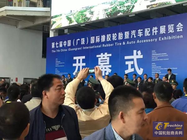 山推小松潤滑油亮相廣饒橡膠輪胎暨汽配展(圖2)