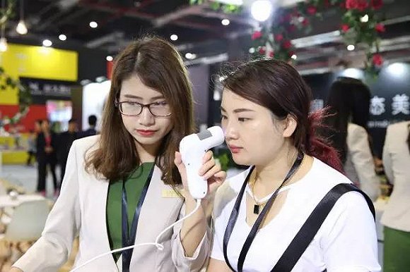 怎樣才能打造一張不一樣臉 博覽會那么多品牌(圖4)