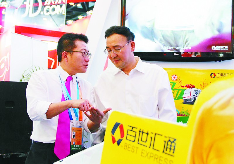 服務貿易順應時代要求，緊跟全球市場，更是我們國家目前的發(fā)展戰(zhàn)略。因此，在籌辦以服務貿易為交易特點的京交會的過程中，始終沒有動搖或懷疑過京交會將走向越來越蓬勃未來的信念。但在籌辦工作中，也感受到了來自不同角度的挑戰(zhàn)。