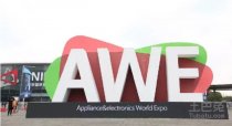 2017AWE展上亞都展示兩款除濕機